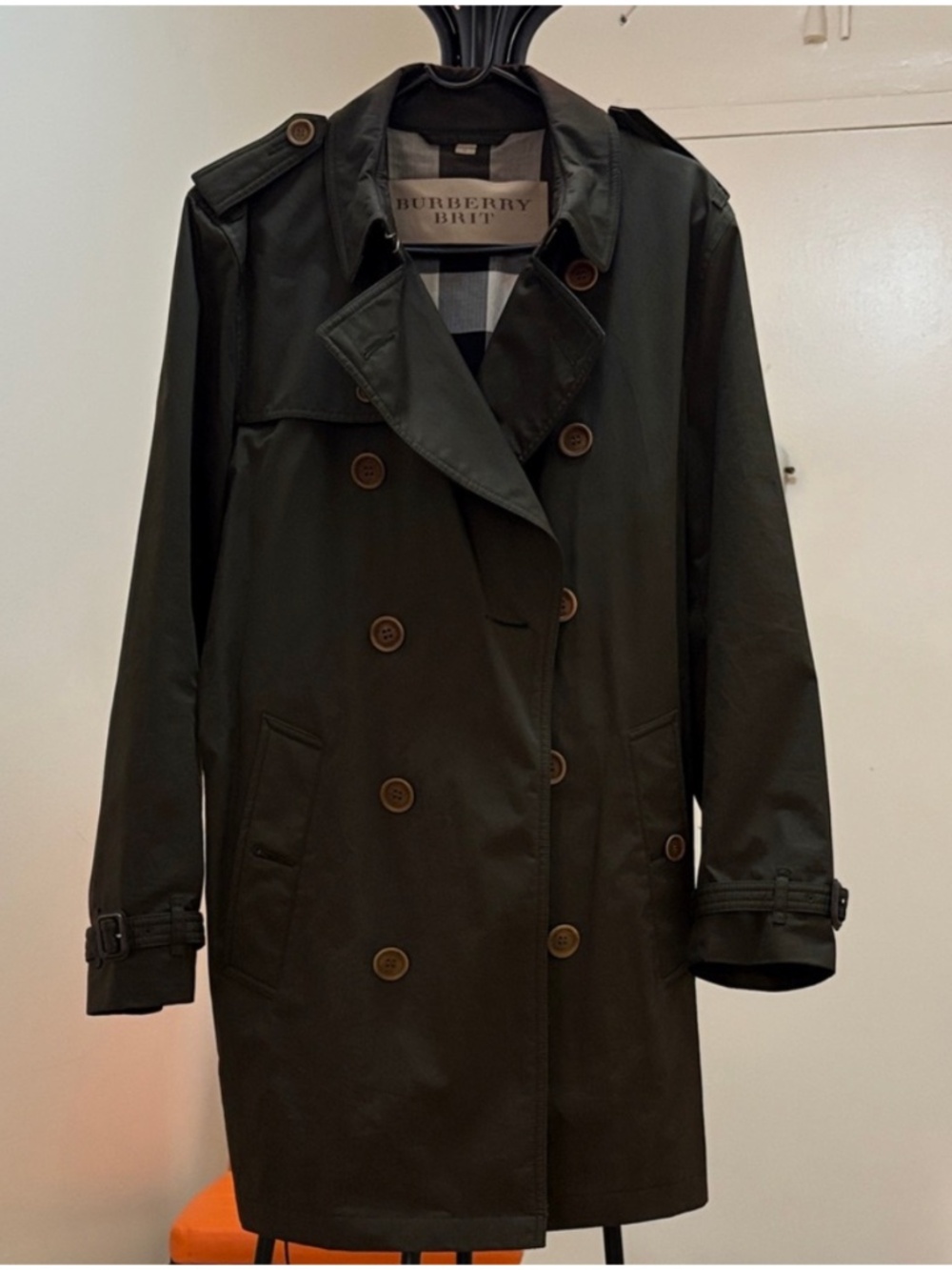 BURBERRY OLIVE GREEN DOUBLE-BREASTED COAT SIZE : M LIKE NEW